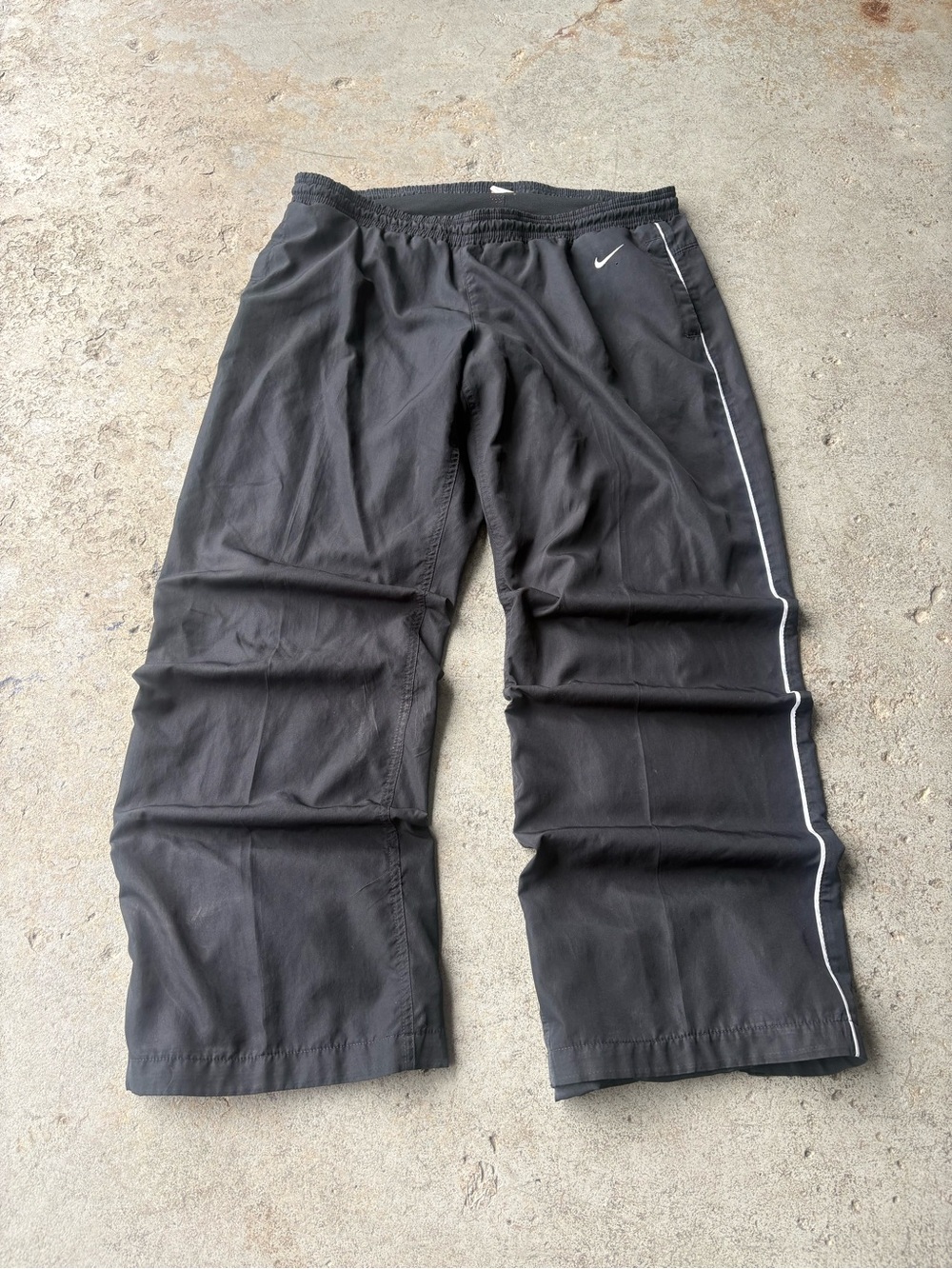 Nike 2000’s Black Men's Track Pants with White Side Piping